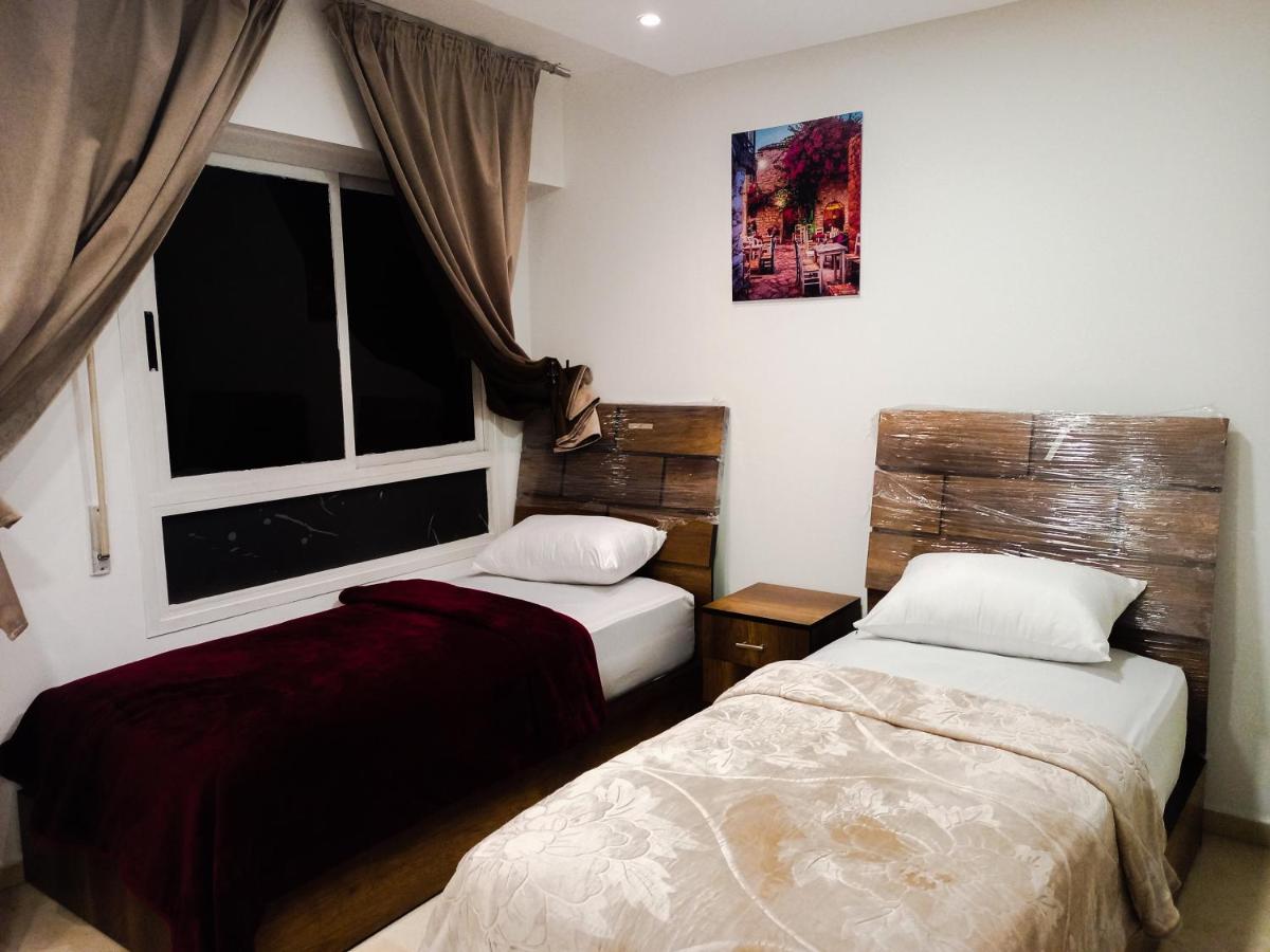 Nouveau Appartement Au Centre Ville En Face Hilton Tanger Exterior foto