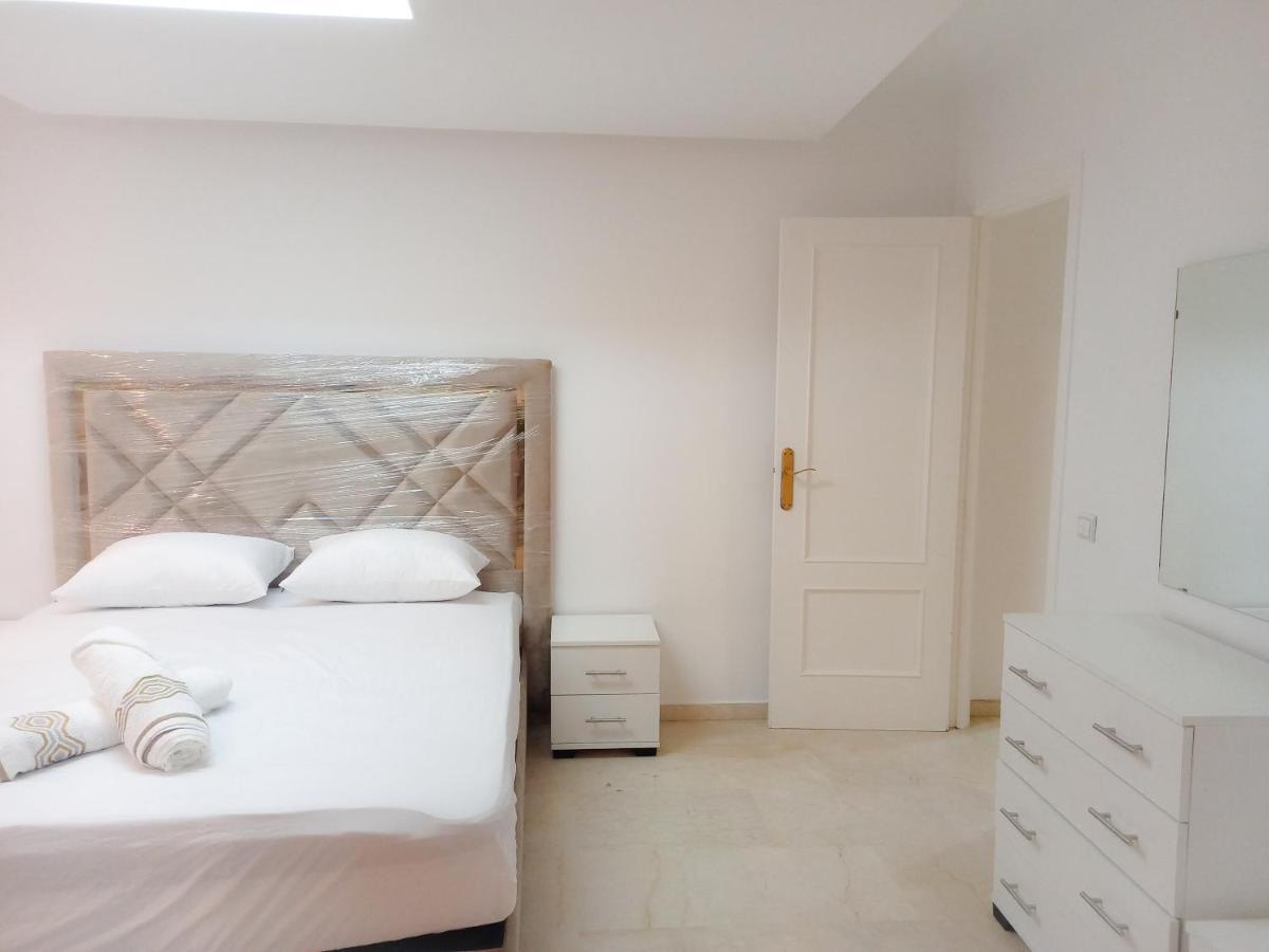 Nouveau Appartement Au Centre Ville En Face Hilton Tanger Exterior foto